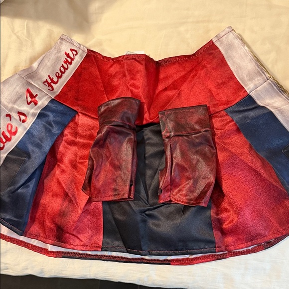 Disney Descendants Evie Deluxe costume - Picture 8 of 9